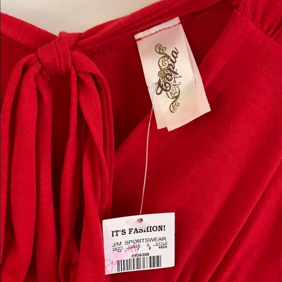 Capia Red Short Sleeved Top - Picture 8 of 8